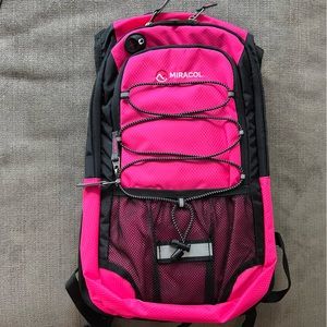 Miracol Hiking Backpack 2L Brand New with Cleaning Kit